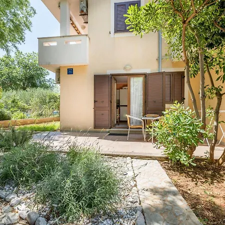 Marina Apartament Baška